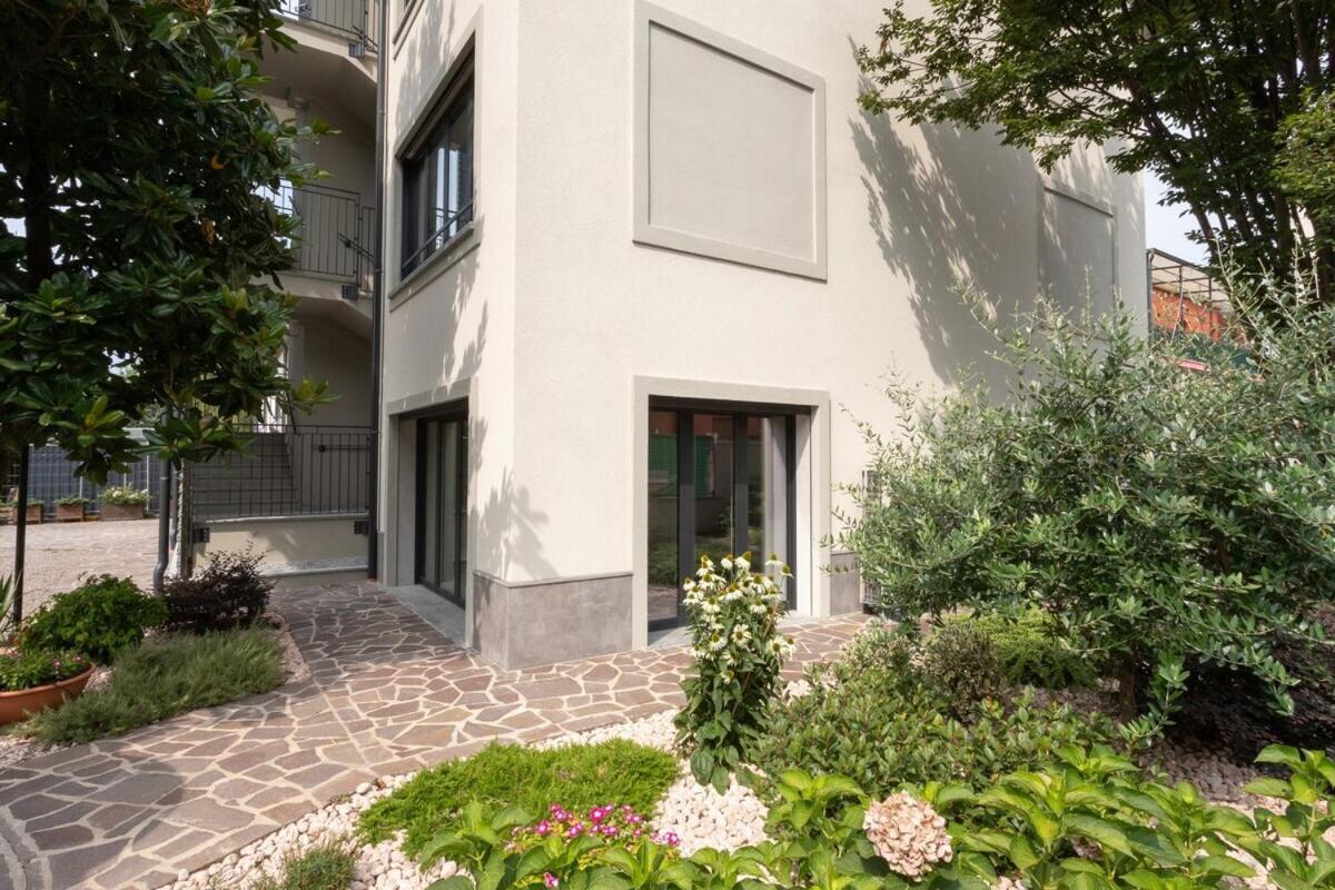 Hotel Palazzo Mazzini Cornaredo Exterior foto