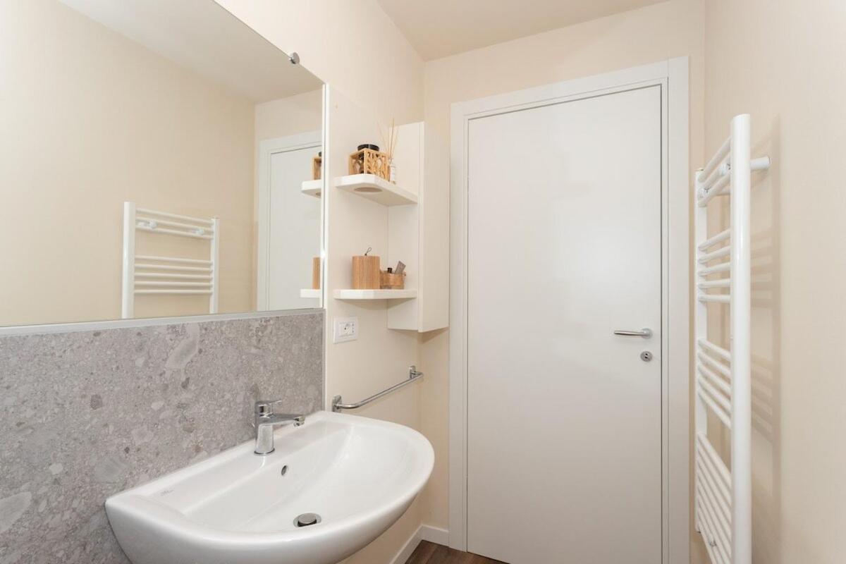 Hotel Palazzo Mazzini Cornaredo Habitación foto